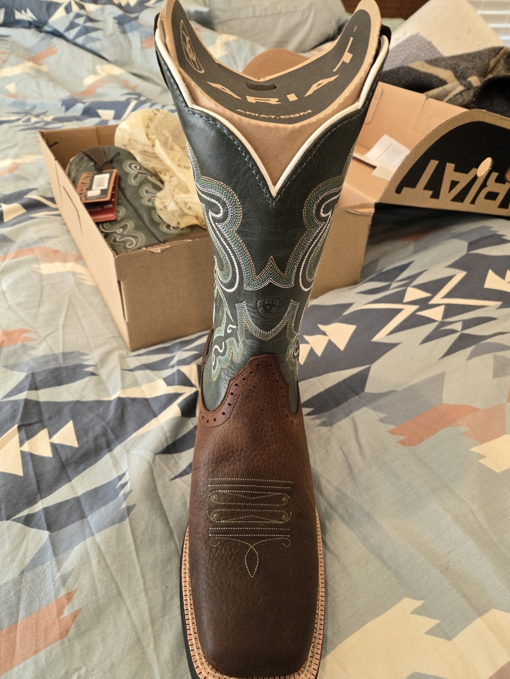 Ariat Brown Oiled Quickdraw Boots with Sapphire Olive Green Shaft. Size 9.5 - Picture 4 of 4
